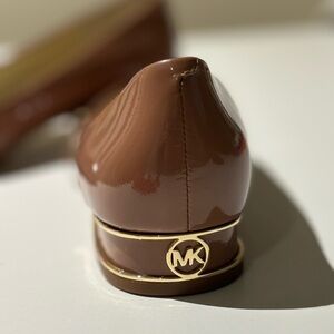 Michael Kors Dress Shoes size 7